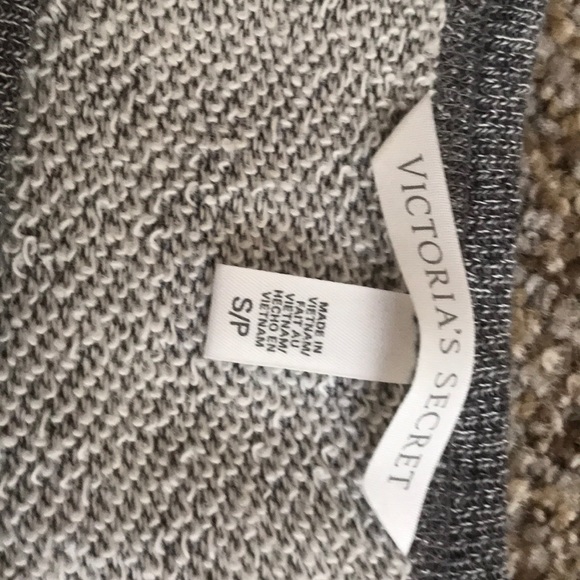 Crop top - Picture 4 of 5